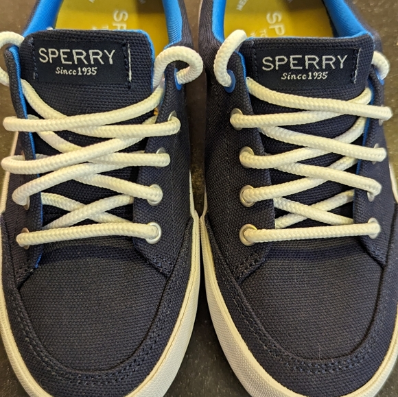 Kids Sperry washable shoes - Picture 2 of 6